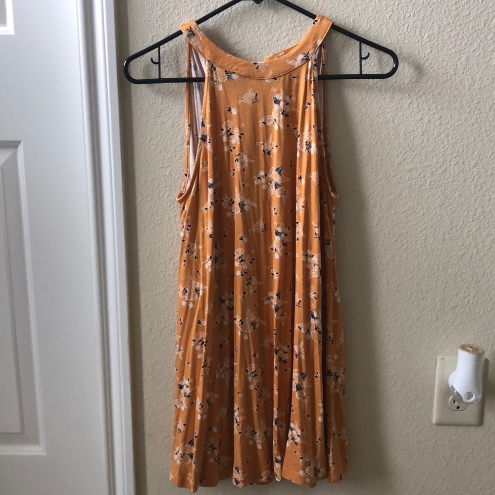 Dress with flowers
